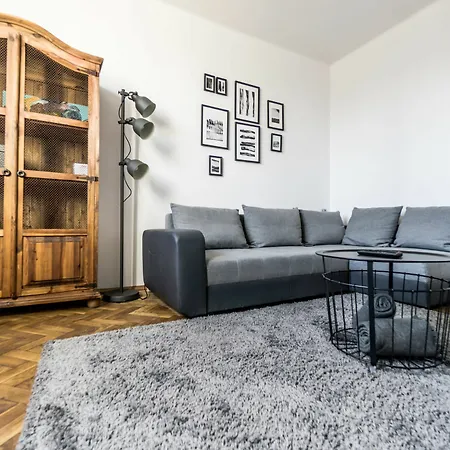 Apartment Panorama *